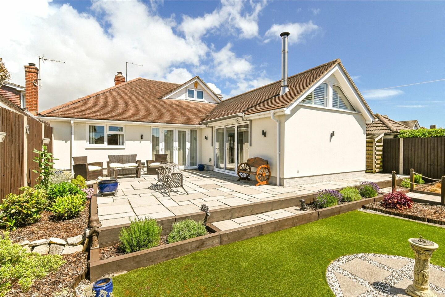 Wavendon Avenue, Barton on Sea, New Milton, Hampshire, BH25 7LS