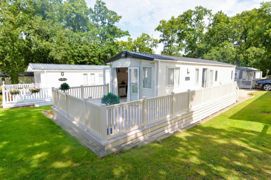 Woodland View, Bashley Park, New Milton, Hampshire, BH25 5QR