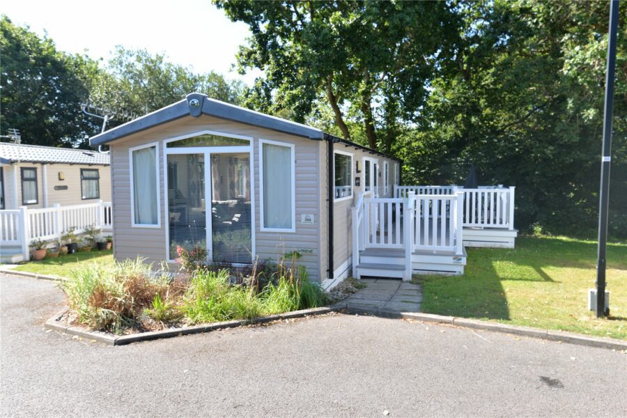 Shorefield Country Park, Downton, Lymington, Hampshire, SO41 0LH