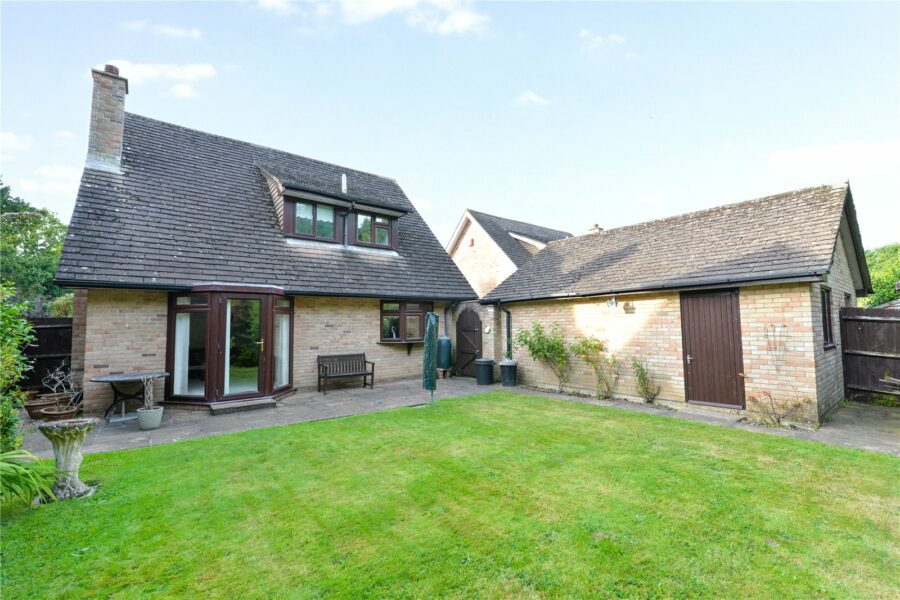 Mendip Close, New Milton, Hampshire, BH25 6TY