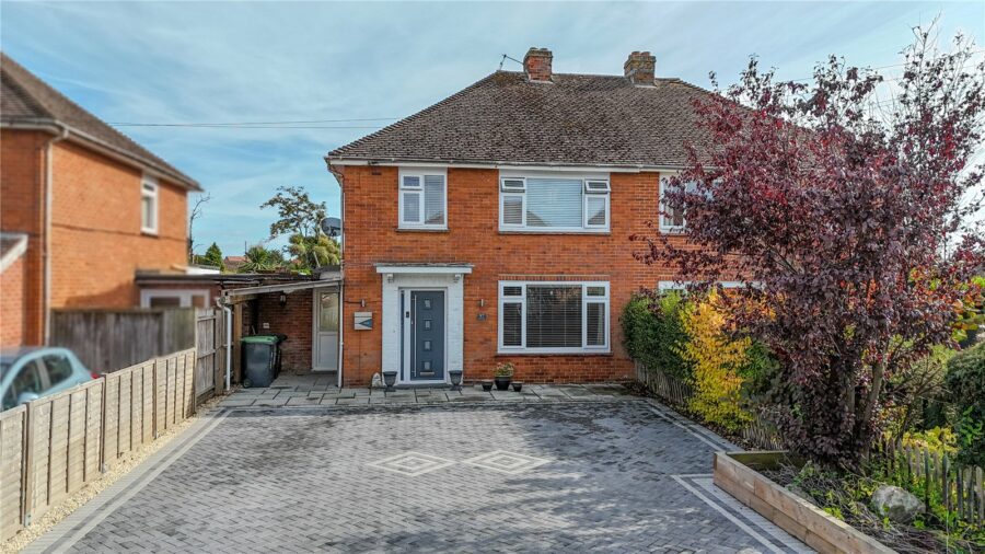 Edward Road, Christchurch, Dorset, BH23 3EW