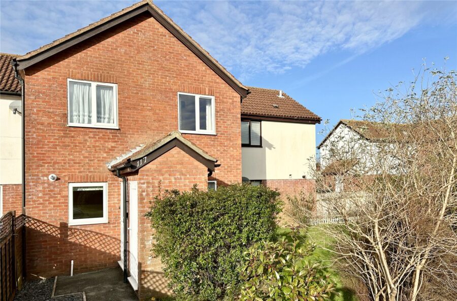 Saffron Drive, Highcliffe On Sea, Christchurch, Dorset, BH23 4TQ