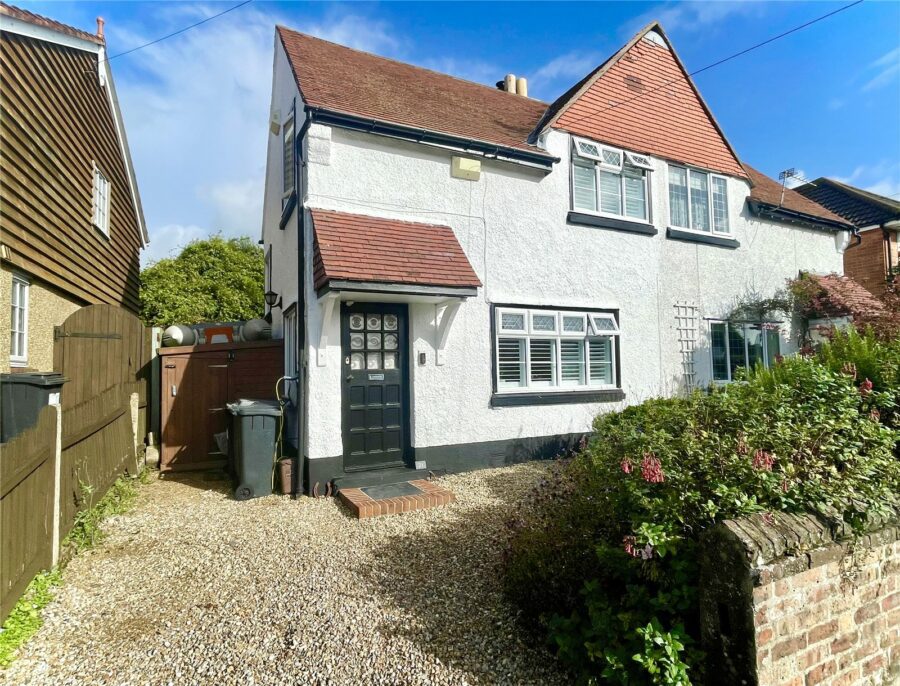 Iford Lane, Iford, Christchurch, Dorset, BH6 5RD