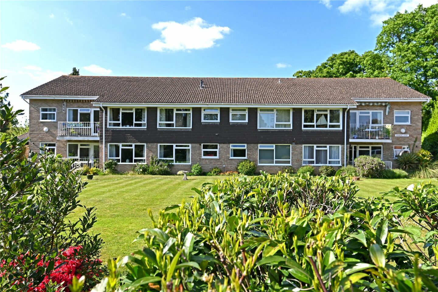 Oakwood Court, Osborne Road