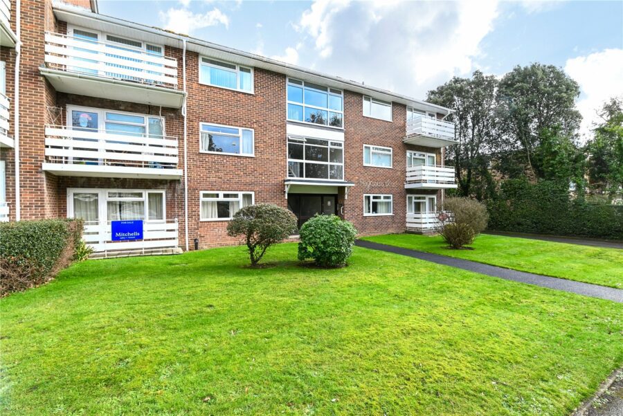 Pegasus Court, Spencer Road, New Milton, Hampshire, BH25 6EJ