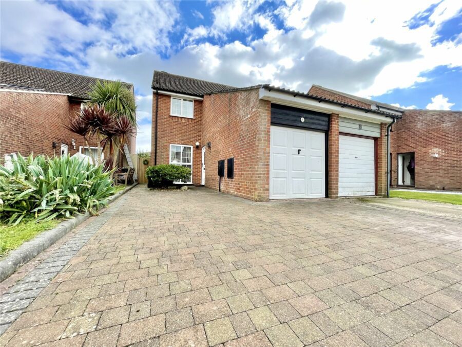 Catalina Close, Mudeford, Christchurch, Dorset, BH23 4JG