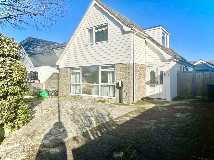 Lingwood Avenue, Mudeford, Dorset, BH23 3JS