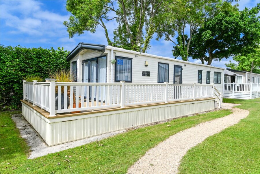 Rowan, Hoburne Bashley Holiday Park, New Milton, Hampshire, BH25 5QR