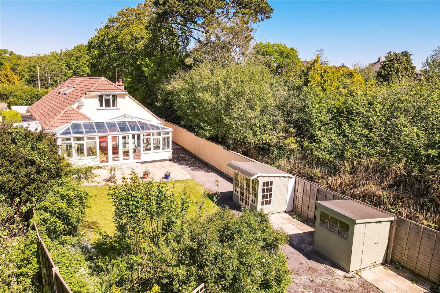 Sunnyfield Road, Barton on Sea, New Milton, Hampshire, BH25 7BZ