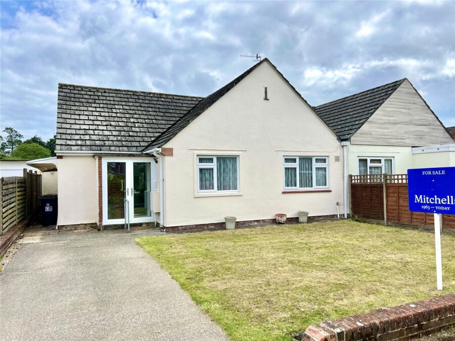 Pine Crescent, Highcliffe On Sea, Christchurch, Dorset, BH23 4LH