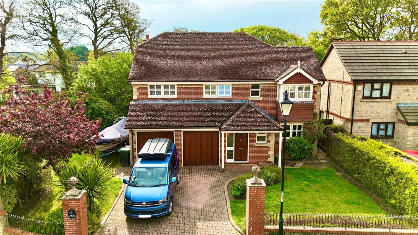 Osprey Close, Mudeford