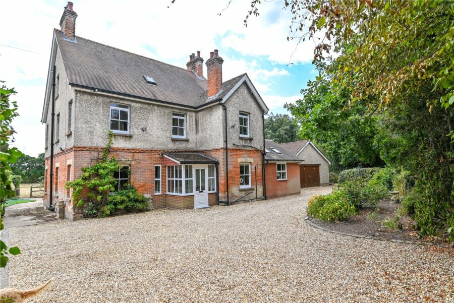 Vaggs Lane, Hordle, Lymington, Hampshire, SO41 0FP
