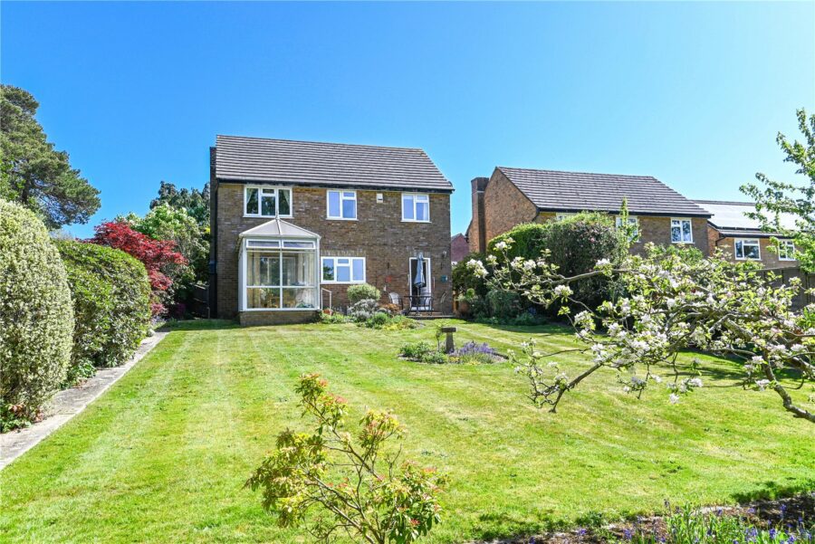 Heron Close, Sway, Lymington, Hampshire, SO41 6ET