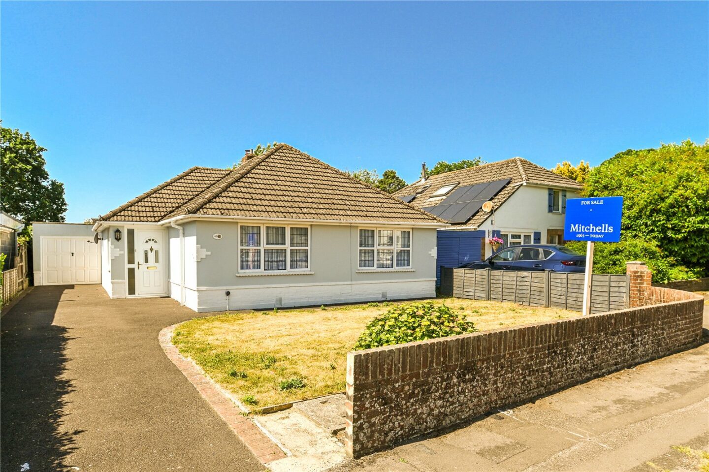 Longfield Road, Hordle, Lymington, Hampshire, SO41 0HH