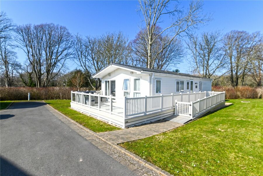 Chewton Meadow, Hoburne Naish Holiday Park, Barton On Sea, Hampshire, BH25 7RE