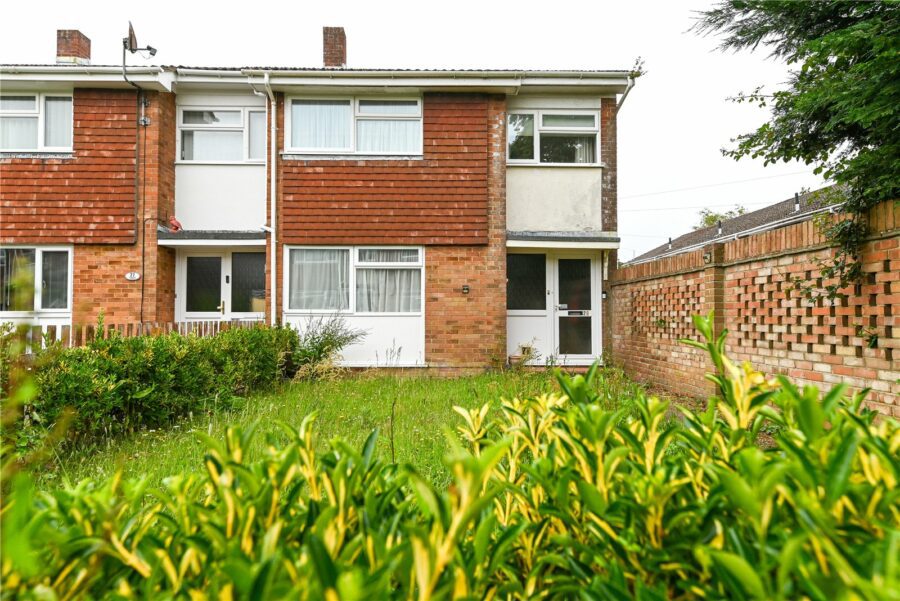 Stoneleigh Avenue, Hordle, Lymington, Hampshire, SO41 0GS