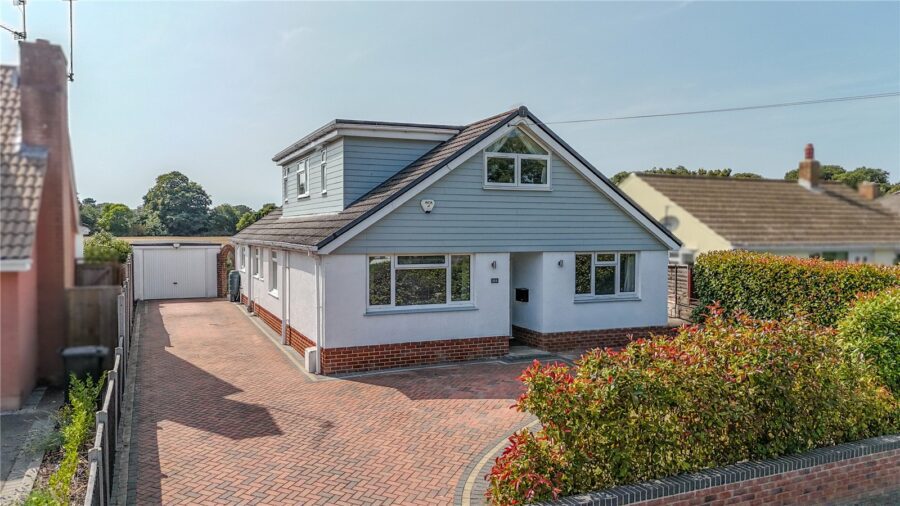 Smugglers Lane North, Highcliffe On Sea, Christchurch, Dorset, BH23 4NL
