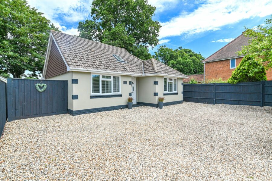 Everton Road, Hordle, Lymington, Hampshire, SO41 0HA