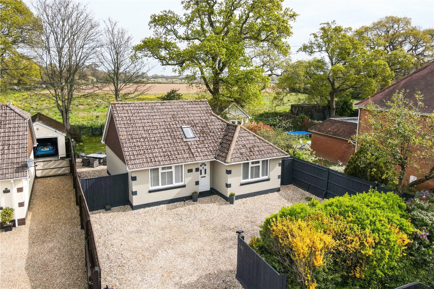Everton Road, Hordle, Lymington, Hampshire, SO41 0HA
