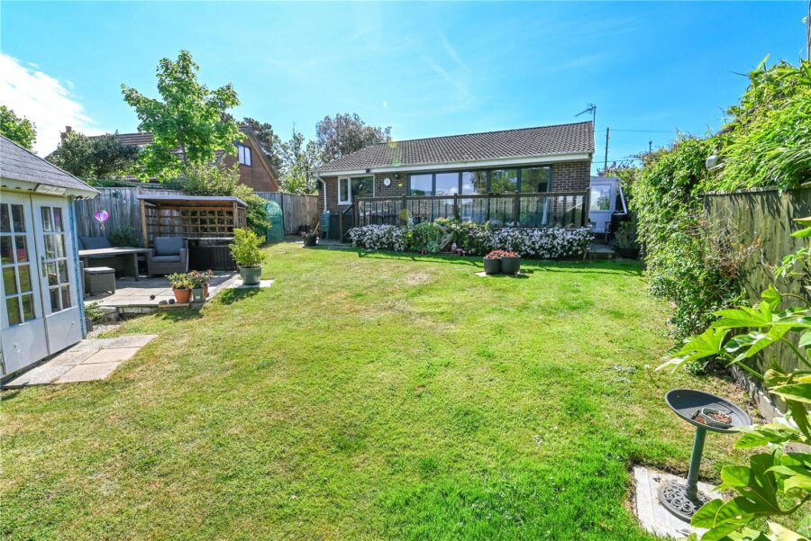 Ashley Lane, Ashley, New Milton, Hampshire, BH25 5AQ
