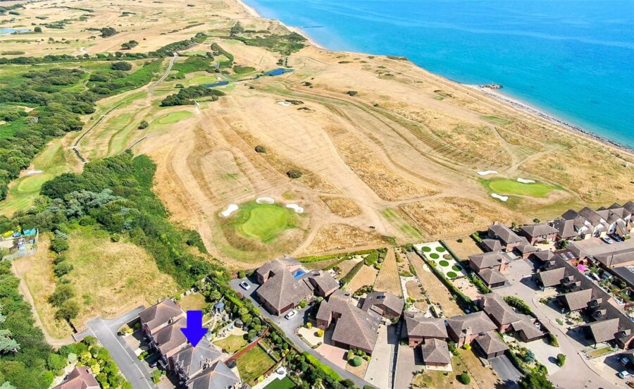 Willow Walk, Barton on Sea, New Milton, Hampshire, BH25 7TL