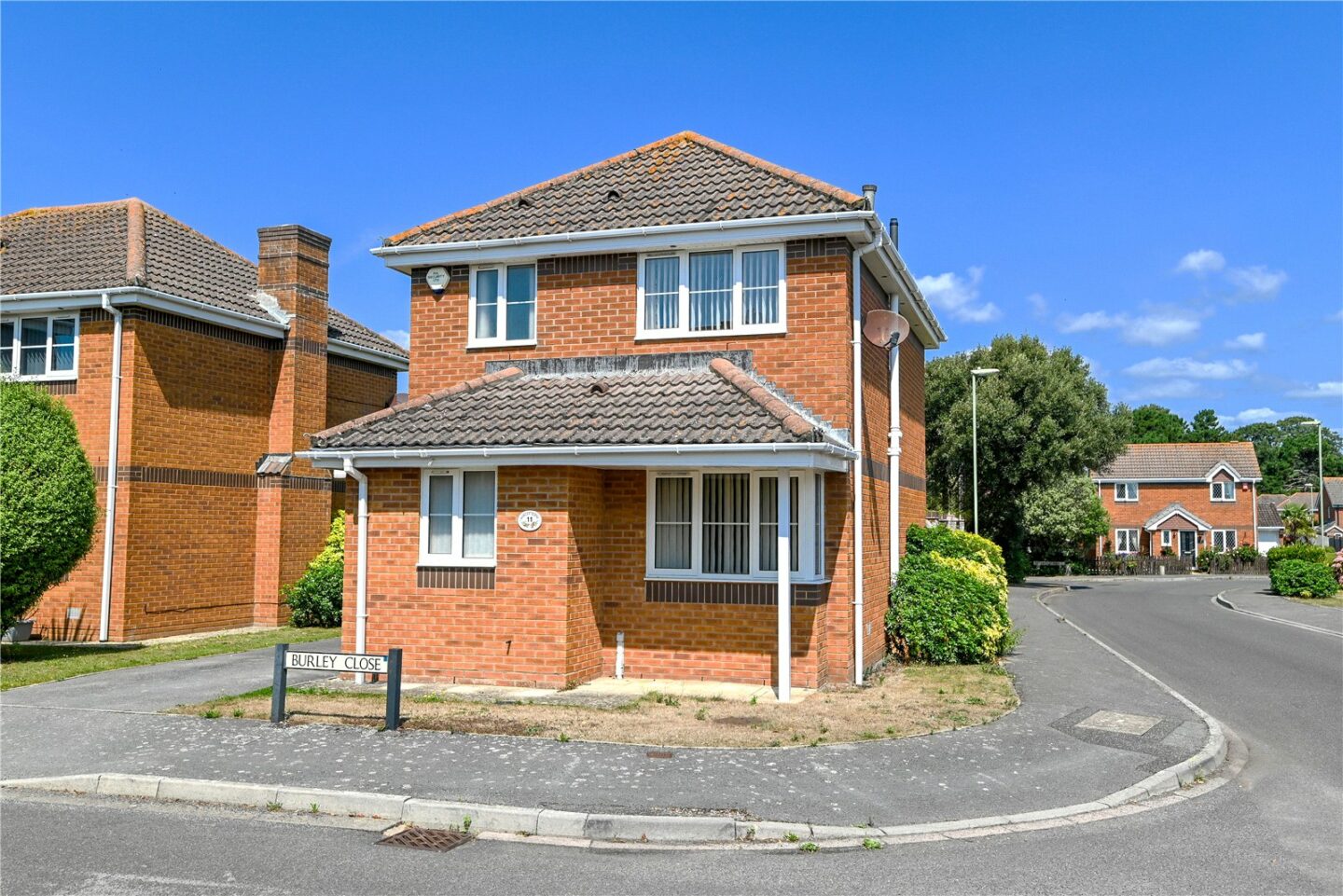 Burley Close, New Milton, Hampshire, BH25 7SX