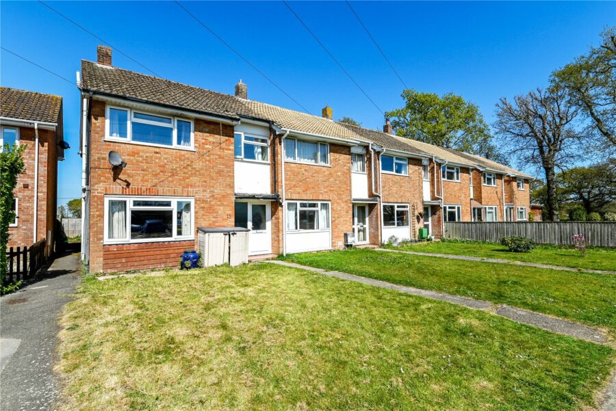 Sheldrake Gardens, Hordle, Lymington, Hampshire, SO41 0FJ