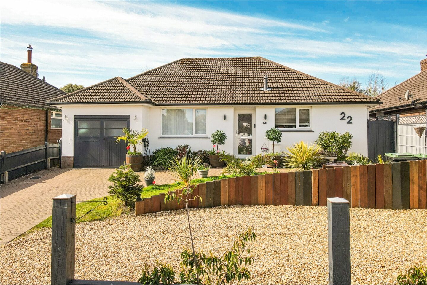 Barton Drive, Barton on Sea, New Milton, Hampshire, BH25 7JJ