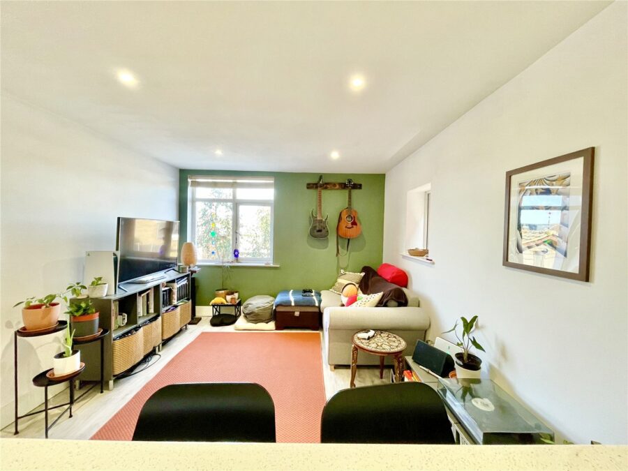 Lymington Road, Highcliffe On Sea, Christchurch, Dorset, BH23 5HE