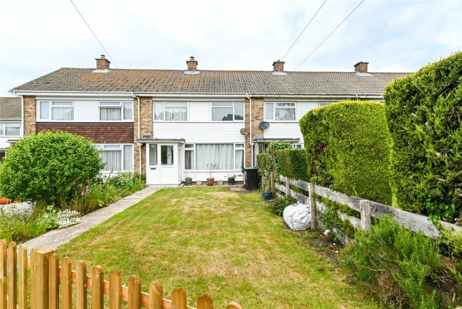 Efford Way, Pennington, Lymington, Hampshire, SO41 8BX