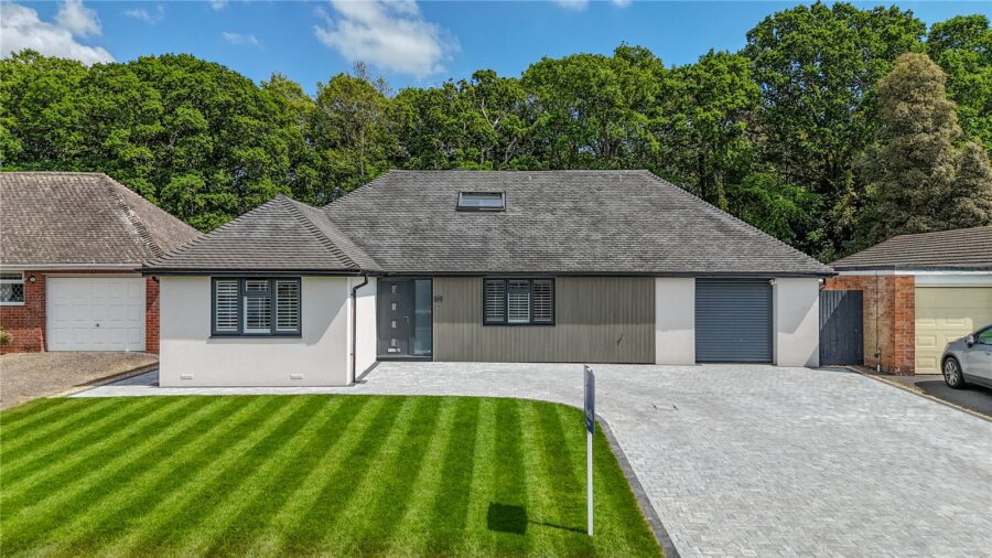 Braemar Drive, Highcliffe On Sea, Christchurch, Dorset, BH23 5NP