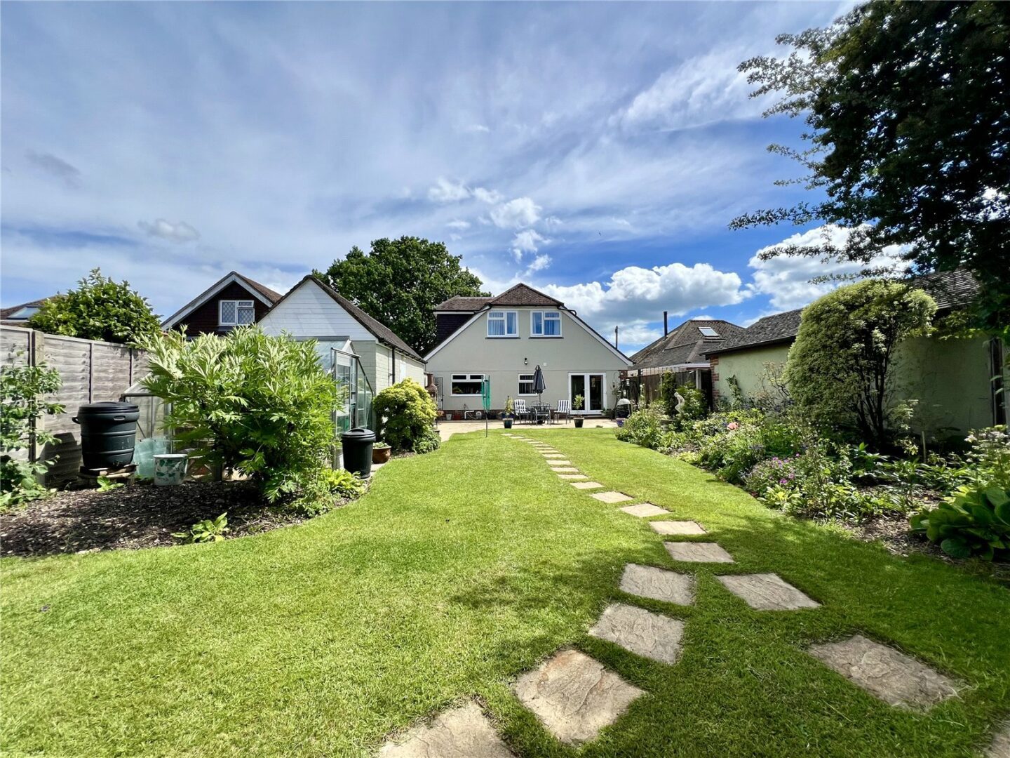 Avenue Road, Walkford