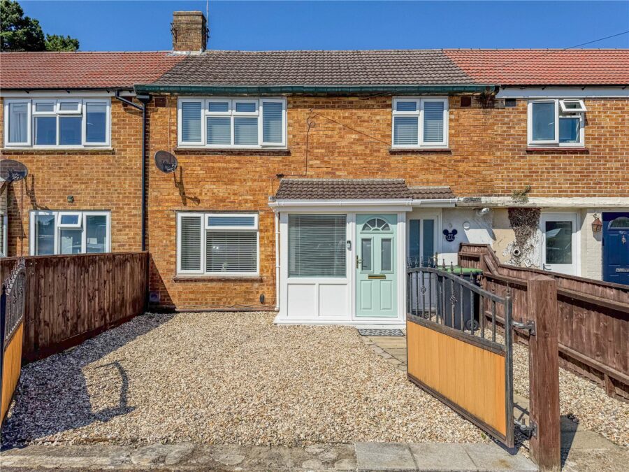 Everest Road, Christchurch, Dorset, BH23 3AZ