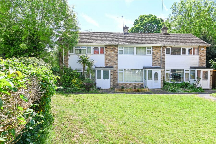 Woodvale Gardens, New Milton, Hampshire, BH25 5EE