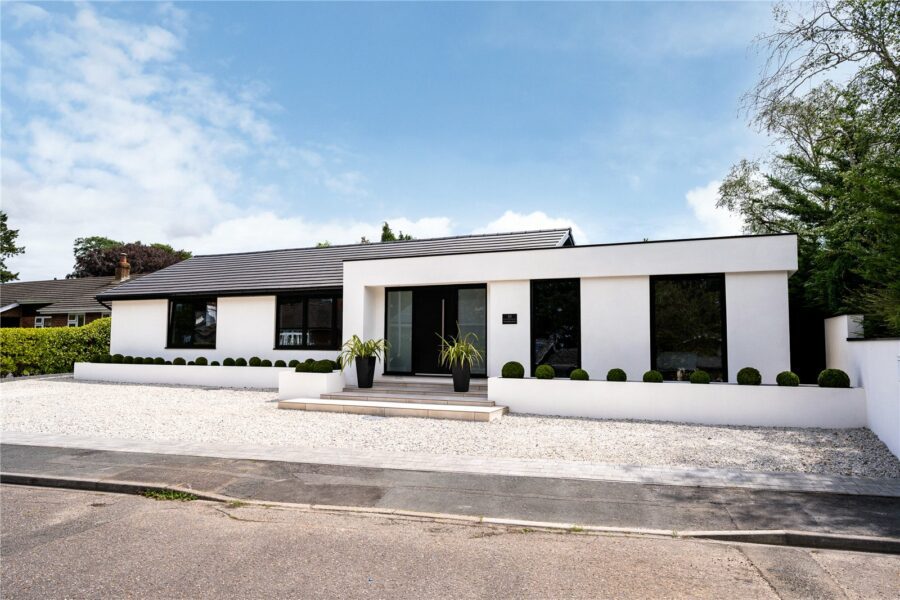 Springfield Avenue, Christchurch, Dorset, BH23 2PE