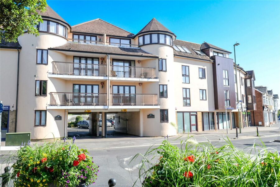 Parkland Place, 39-41 Old Milton Road, New Milton, Hampshire, BH25 6DJ
