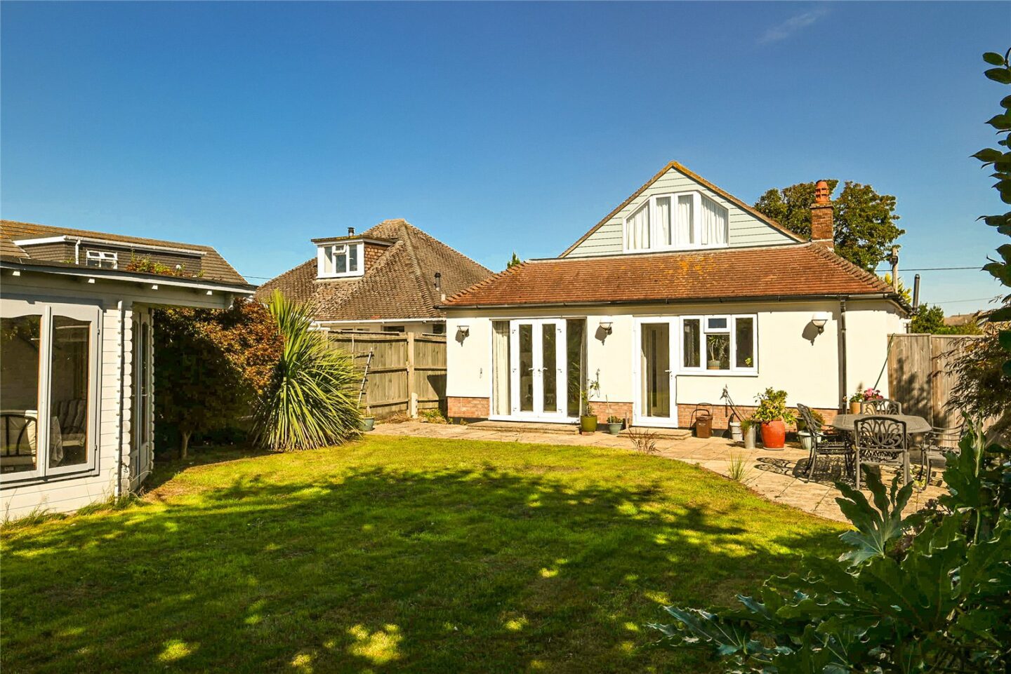Hengistbury Road, Barton on Sea, New Milton, Hampshire, BH25 7LU