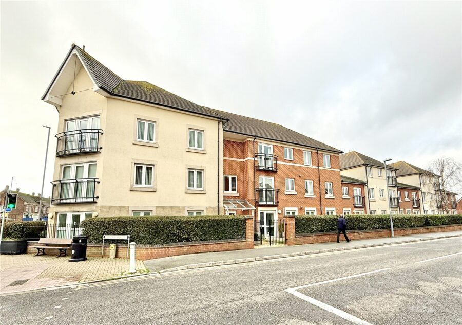Lymington Road, Highcliffe On Sea, Christchurch, Dorset, BH23 5HD