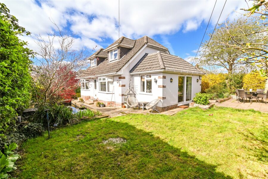 Hilton Road, New Milton, Hampshire, BH25 5EZ