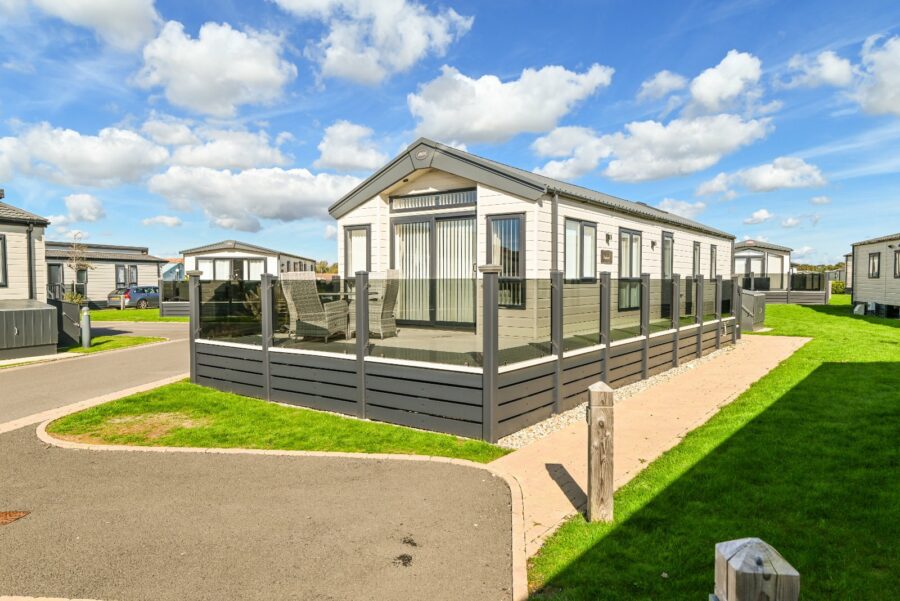 Clifftop View, Hoburne Naish Holiday Park, Barton On Sea, Hampshire, BH25 7RE