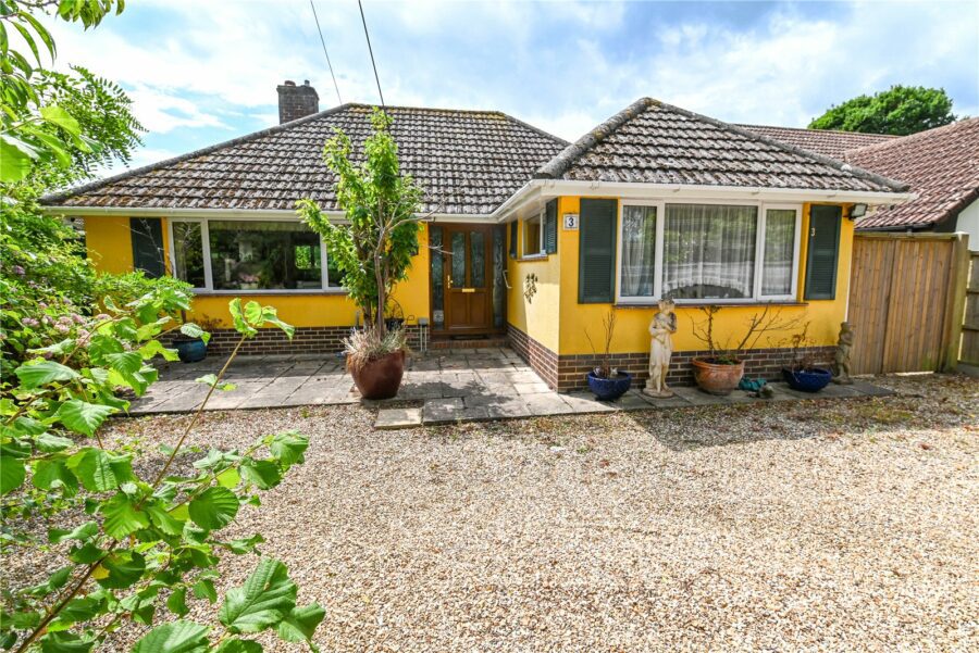 Cull Lane, Ashley, New Milton, Hampshire, BH25 5QQ