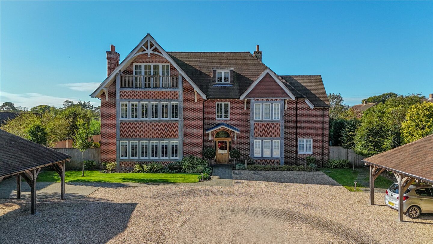 Ringwood Road, Walkford