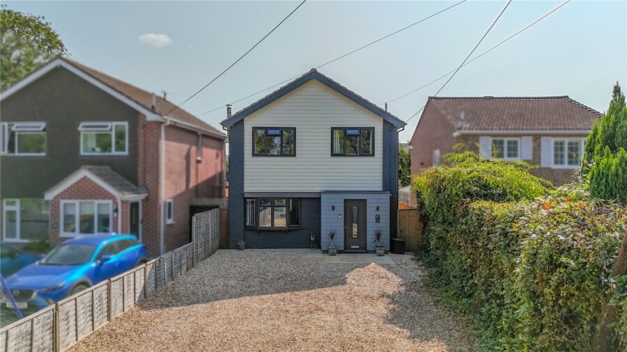 Stony Lane, Burton, Christchurch, Dorset, BH23 7LB