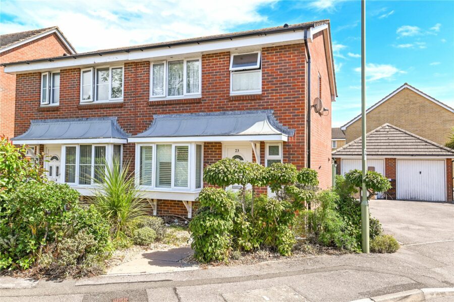 Doe Copse Way, New Milton, Hampshire, BH25 5GN