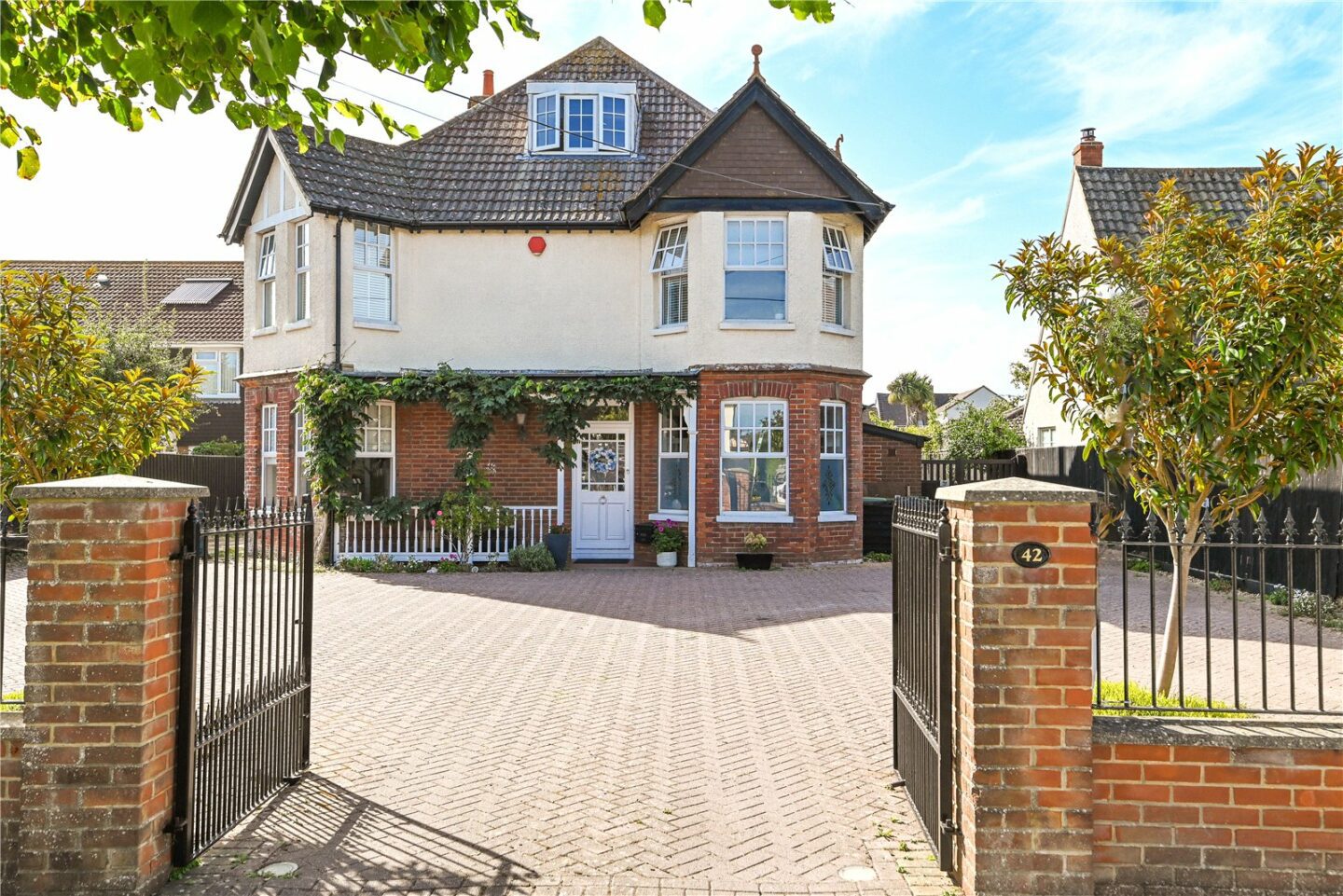 Barton Court Avenue, Barton on Sea