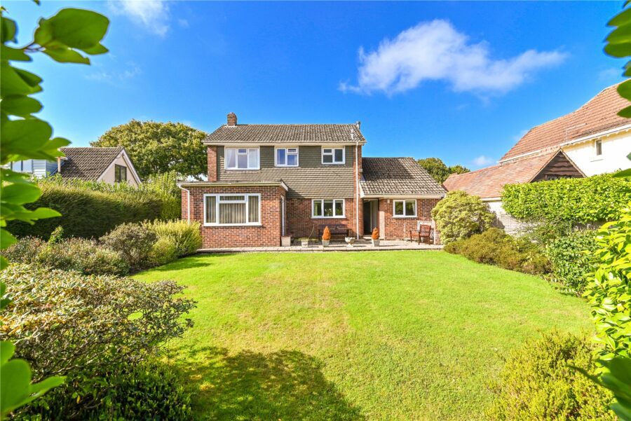 St. Johns Road, Bashley, New Milton, Hampshire, BH25 5SB