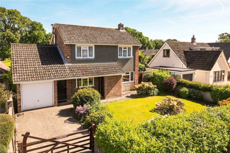 St. Johns Road, Bashley, New Milton, Hampshire, BH25 5SB