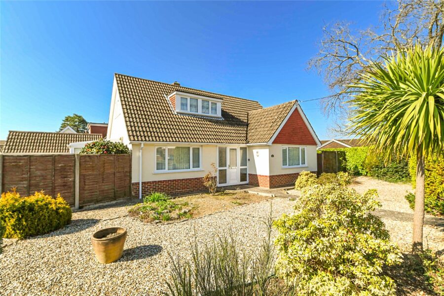 High Ridge Crescent, New Milton, Hampshire, BH25 5BU