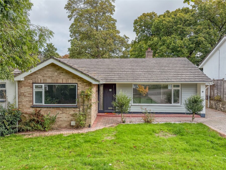 Curzon Way, Highcliffe On Sea, Christchurch, Dorset, BH23 4LG