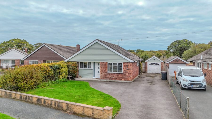 Gordon Way, Burton, Christchurch, Dorset, BH23 7NN